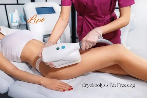 Woman receiving coolsculpting Marlborough treatment on her thighs
